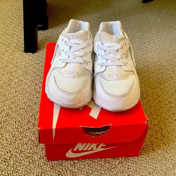 Nike Huarache Run Toddler 9C Little Kid - Picture 6 of 11